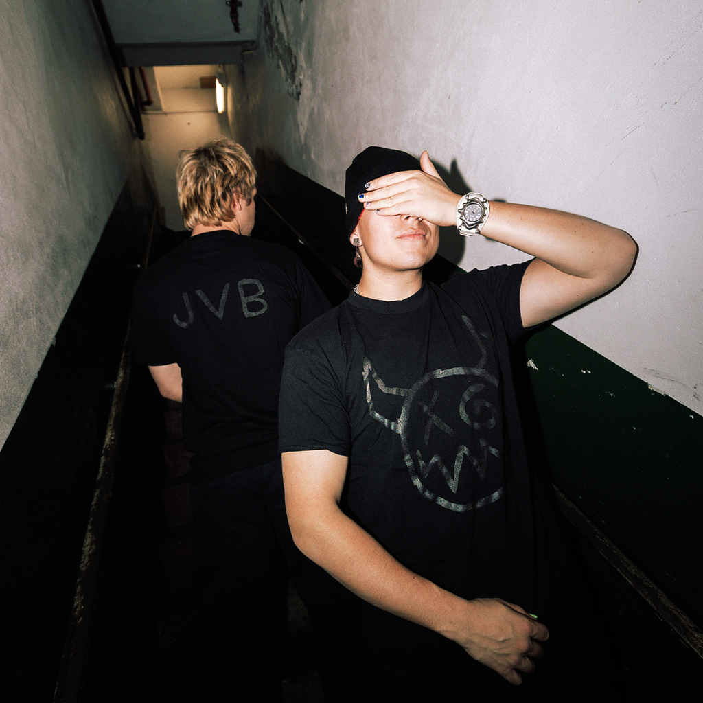 Demon-T 002: Double Black